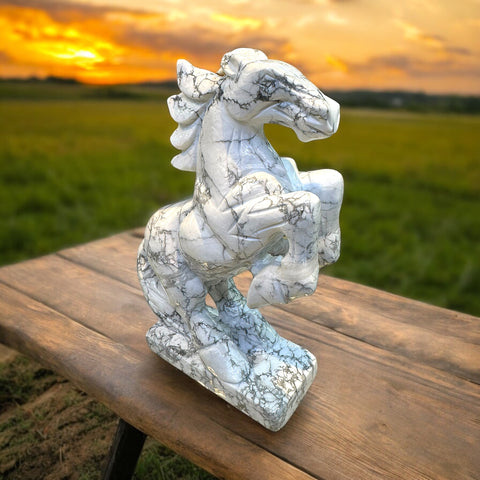 Rising Horse feng shui in Howlite Gemstone