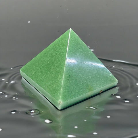 Green aventurine Pyramid