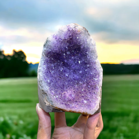 Uruguay Amethyst Geode 805 Grams